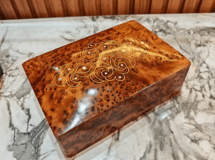 Small Box Organizer Thuya Wood