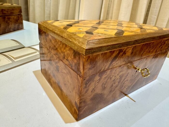 Gift Wooden Box Organizer With Key, Elegant Thuya Burl Keepsake Box – Authentic Home Decor