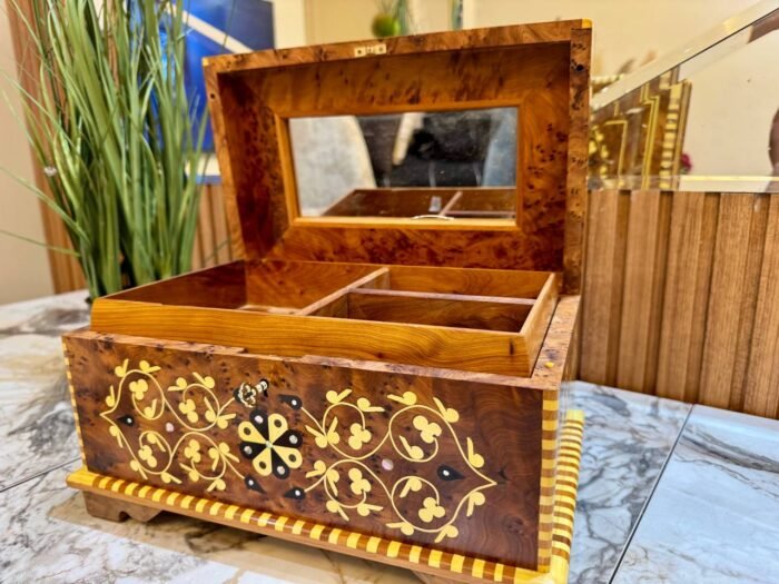 Keepsake Luxury Box Handcrafted Moroccan Thuya Burl Jewelry Box – Authentic Home Decor