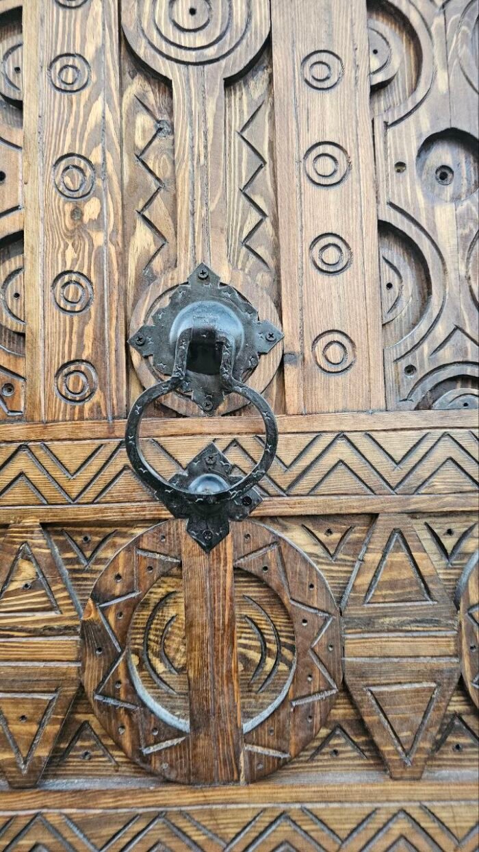 Hand Carved Moroccan Door with Knobs, Timeless Elegance for Your Space – Authentic Home Decor